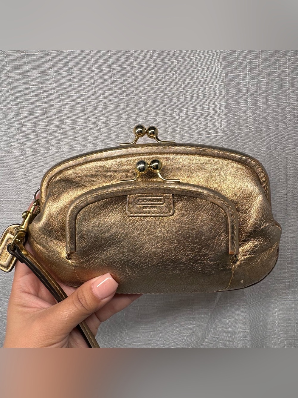 SOLD!Coach double kisslock wristlet- tattersall interior- RARE!! RARE!! - GUC